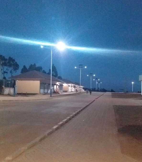 任泽区非洲科特迪瓦太阳能路灯工程